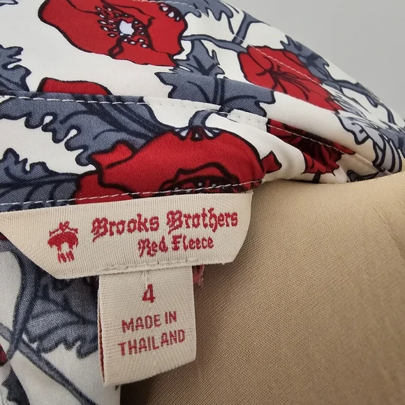 Brooks Brothers  Red Fleece Red and Blue Floral Midi Dress Sz 4 - Picture 7 of 7